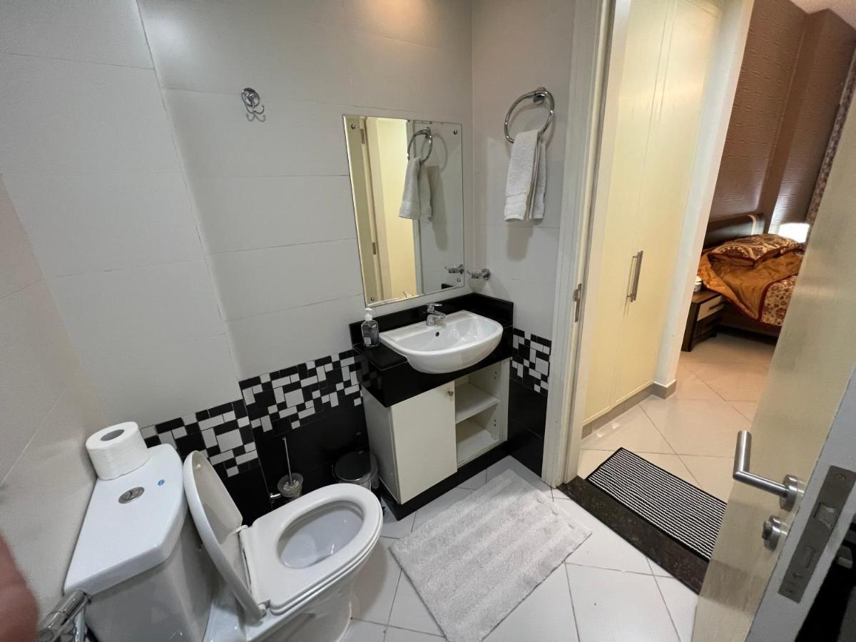 Apartment Large Size One Bedroom With Sea View *