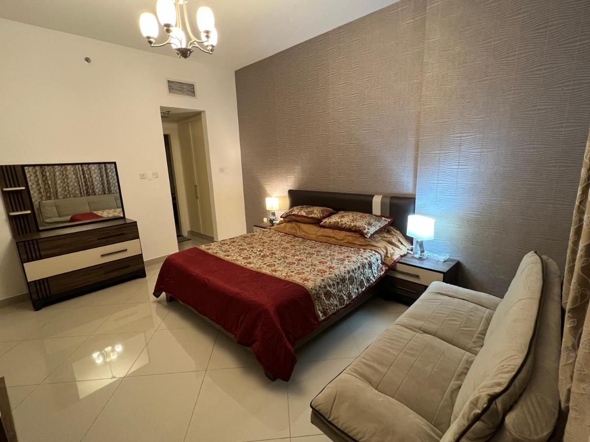 Large Size One Bedroom With Sea View Appartement Abou Dabi