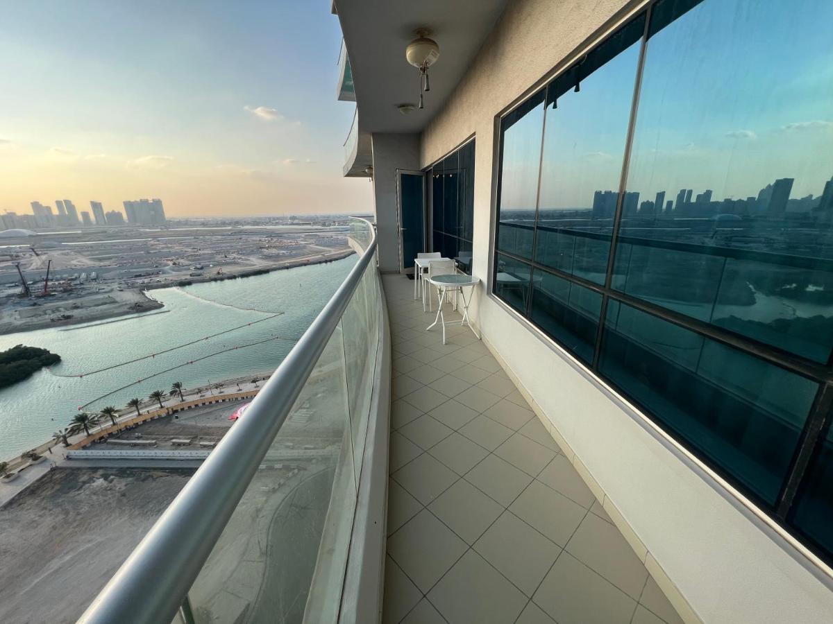 Appartement Large Size One Bedroom With Sea View Abou Dabi