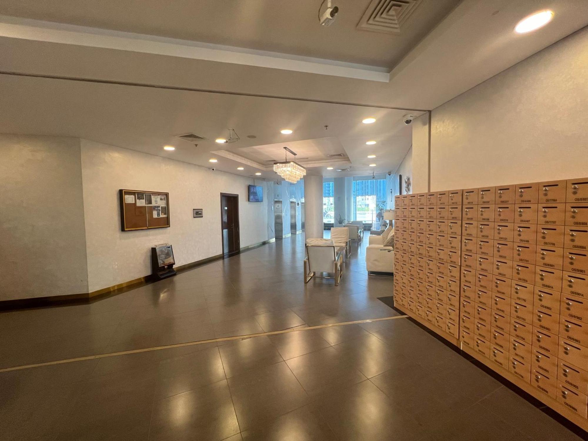 Large Size One Bedroom With Sea View Appartement Abou Dabi