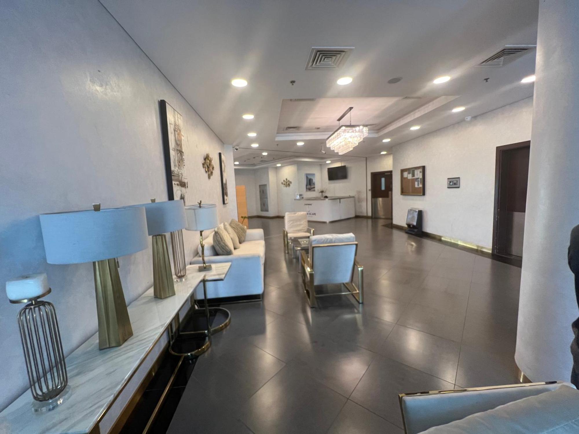 Large Size One Bedroom With Sea View *
